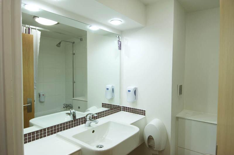 Premier Inn Premier Inn 威灵堡 外观 照片