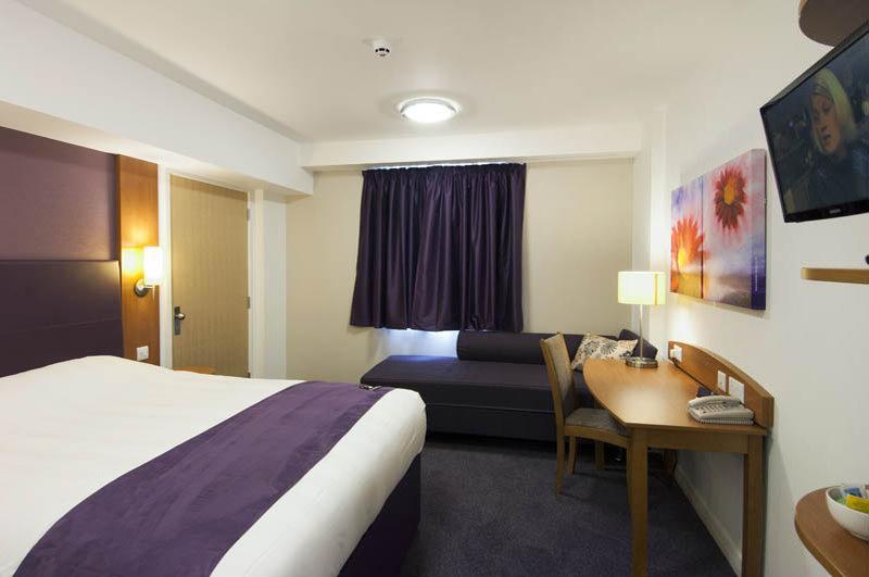 Premier Inn Premier Inn 威灵堡 外观 照片